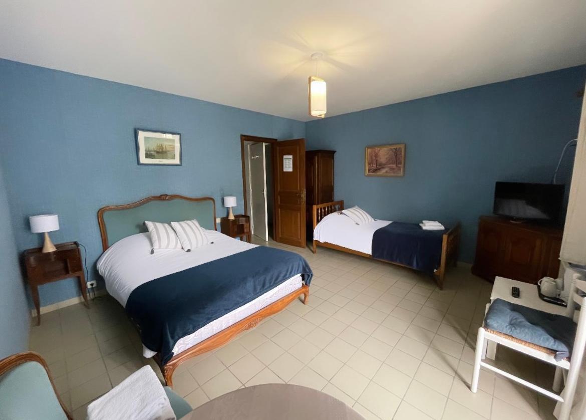 Hotel Du Chateau De Quinéville Zewnętrze zdjęcie