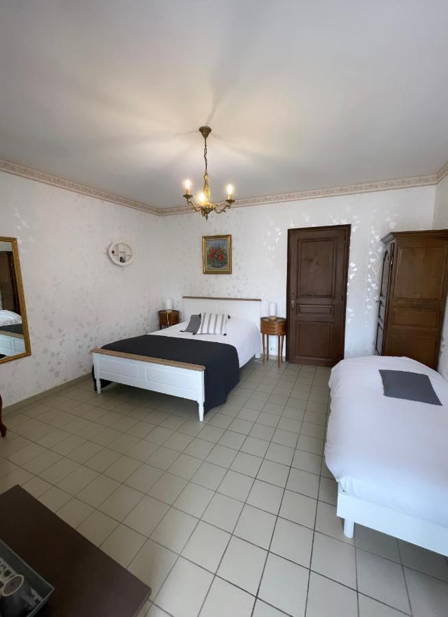 Hotel Du Chateau De Quinéville Zewnętrze zdjęcie