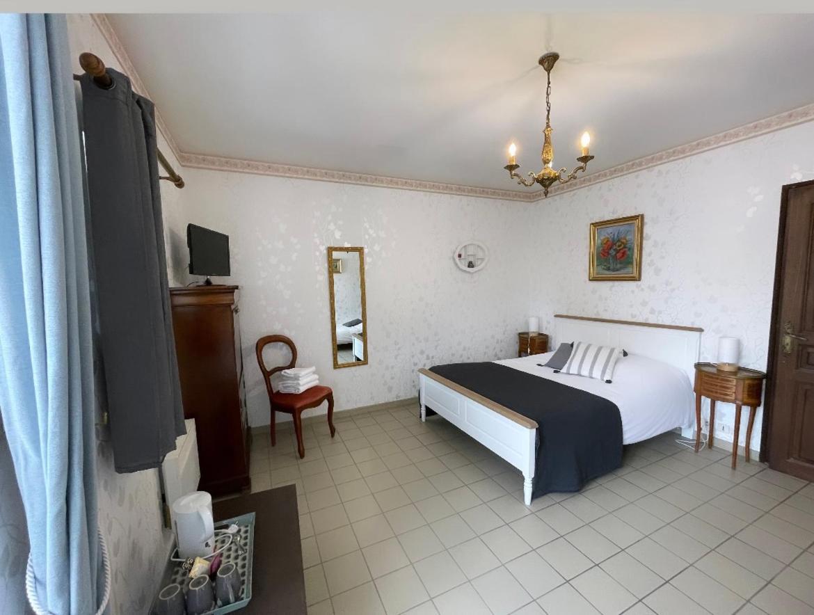 Hotel Du Chateau De Quinéville Zewnętrze zdjęcie